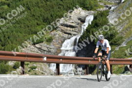 Photo #2541816 | 08-08-2022 09:50 | Passo Dello Stelvio - Waterfall curve BICYCLES