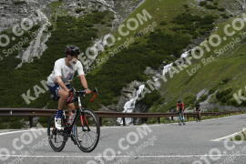 Photo #3547931 | 22-07-2023 09:47 | Passo Dello Stelvio - Waterfall curve BICYCLES
