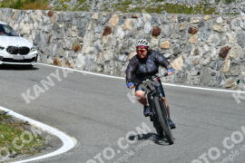 Photo #4026966 | 22-08-2023 13:30 | Passo Dello Stelvio - Waterfall curve BICYCLES