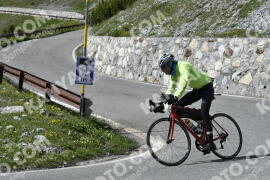 Photo #3213146 | 24-06-2023 16:23 | Passo Dello Stelvio - Waterfall curve BICYCLES