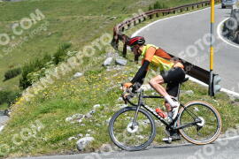 Photo #2360691 | 20-07-2022 11:22 | Passo Dello Stelvio - Waterfall curve BICYCLES