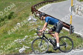 Photo #2401519 | 25-07-2022 13:35 | Passo Dello Stelvio - Waterfall curve BICYCLES