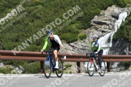 Photo #2173255 | 21-06-2022 10:16 | Passo Dello Stelvio - Waterfall curve BICYCLES