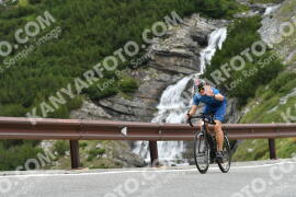 Photo #2459083 | 31-07-2022 14:33 | Passo Dello Stelvio - Waterfall curve BICYCLES
