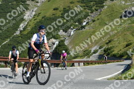 Photo #2397720 | 25-07-2022 09:51 | Passo Dello Stelvio - Waterfall curve BICYCLES