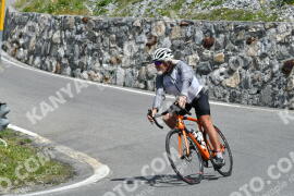 Photo #2308146 | 15-07-2022 12:15 | Passo Dello Stelvio - Waterfall curve BICYCLES