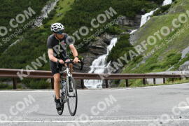Photo #2205551 | 29-06-2022 10:55 | Passo Dello Stelvio - Waterfall curve BICYCLES
