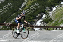 Photo #2170723 | 20-06-2022 14:19 | Passo Dello Stelvio - Waterfall curve BICYCLES