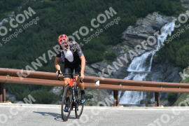 Photo #2360071 | 20-07-2022 10:19 | Passo Dello Stelvio - Waterfall curve BICYCLES