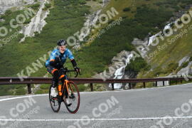 Foto #4279994 | 17-09-2023 09:48 | Passo Dello Stelvio - Waterfall Kehre BICYCLES