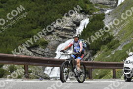 Photo #3547712 | 22-07-2023 12:26 | Passo Dello Stelvio - Waterfall curve BICYCLES