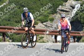 Photo #2397876 | 25-07-2022 10:03 | Passo Dello Stelvio - Waterfall curve BICYCLES