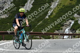 Photo #2432229 | 29-07-2022 11:57 | Passo Dello Stelvio - Waterfall curve BICYCLES