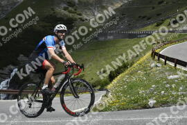 Fotó #3339599 | 03-07-2023 11:05 | Passo Dello Stelvio - Vízesés kanyar Bicajosok