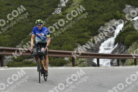 Photo #3110259 | 16-06-2023 10:17 | Passo Dello Stelvio - Waterfall curve BICYCLES