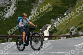 Foto #3925745 | 17-08-2023 10:21 | Passo Dello Stelvio - Waterfall Kehre BICYCLES