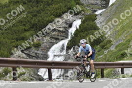 Photo #3269201 | 28-06-2023 10:44 | Passo Dello Stelvio - Waterfall curve BICYCLES