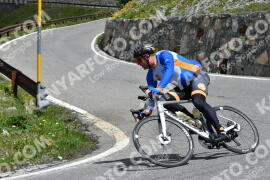 Photo #2179301 | 24-06-2022 11:37 | Passo Dello Stelvio - Waterfall curve BICYCLES