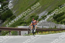 Fotó #2249700 | 07-07-2022 13:01 | Passo Dello Stelvio - Vízesés kanyar Bicajosok