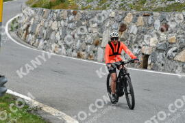Fotó #2683004 | 17-08-2022 12:41 | Passo Dello Stelvio - Vízesés kanyar Bicajosok