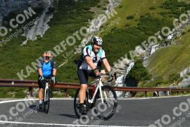 Photo #4080594 | 26-08-2023 09:54 | Passo Dello Stelvio - Waterfall curve BICYCLES