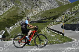 Photo #3226082 | 25-06-2023 10:26 | Passo Dello Stelvio - Waterfall curve BICYCLES