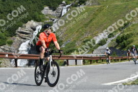 Photo #2380197 | 24-07-2022 09:41 | Passo Dello Stelvio - Waterfall curve BICYCLES