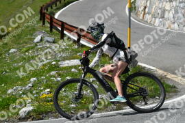Photo #2151936 | 18-06-2022 15:40 | Passo Dello Stelvio - Waterfall curve BICYCLES