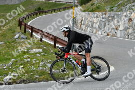 Photo #2385325 | 24-07-2022 16:09 | Passo Dello Stelvio - Waterfall curve BICYCLES