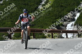 Foto #2289430 | 12-07-2022 14:27 | Passo Dello Stelvio - Waterfall Kehre BICYCLES
