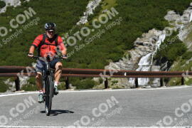 Fotó #2606063 | 12-08-2022 11:17 | Passo Dello Stelvio - Vízesés kanyar Bicajosok