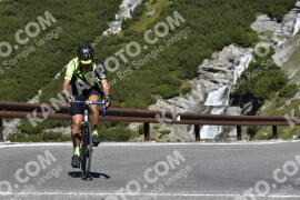 Photo #2727211 | 24-08-2022 10:50 | Passo Dello Stelvio - Waterfall curve BICYCLES