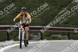 Fotó #2092363 | 05-06-2022 13:35 | Passo Dello Stelvio - Vízesés kanyar Bicajosok