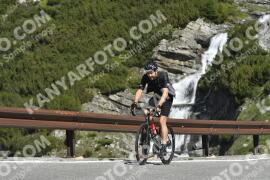 Photo #3349451 | 04-07-2023 10:15 | Passo Dello Stelvio - Waterfall curve BICYCLES