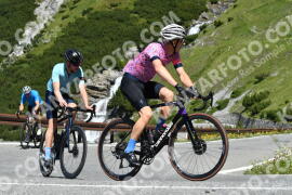 Photo #2243211 | 06-07-2022 11:24 | Passo Dello Stelvio - Waterfall curve BICYCLES