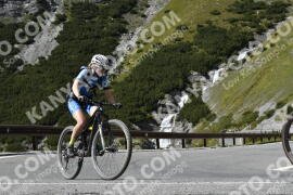 Photo #2744181 | 25-08-2022 14:49 | Passo Dello Stelvio - Waterfall curve BICYCLES