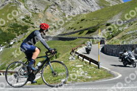 Photo #2336313 | 17-07-2022 10:39 | Passo Dello Stelvio - Waterfall curve BICYCLES