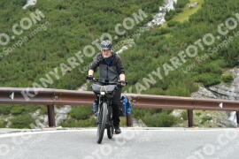 Photo #2689707 | 20-08-2022 11:20 | Passo Dello Stelvio - Waterfall curve BICYCLES