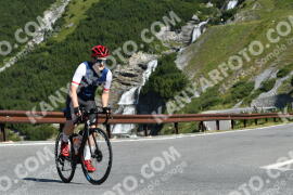 Photo #2397699 | 25-07-2022 09:50 | Passo Dello Stelvio - Waterfall curve BICYCLES