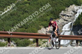 Foto #2591580 | 11-08-2022 10:09 | Passo Dello Stelvio - Waterfall Kehre BICYCLES
