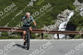 Photo #3680055 | 31-07-2023 10:08 | Passo Dello Stelvio - Waterfall curve BICYCLES