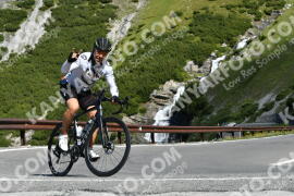 Photo #2253089 | 08-07-2022 10:05 | Passo Dello Stelvio - Waterfall curve BICYCLES