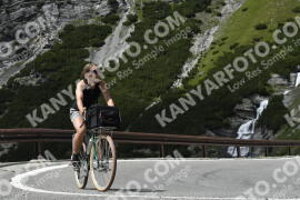 Photo #3535331 | 18-07-2023 13:50 | Passo Dello Stelvio - Waterfall curve BICYCLES