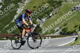 Photo #2318995 | 16-07-2022 10:27 | Passo Dello Stelvio - Waterfall curve BICYCLES