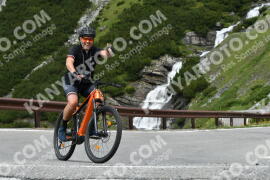 Photo #2205758 | 29-06-2022 11:52 | Passo Dello Stelvio - Waterfall curve BICYCLES