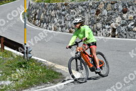 Photo #2203168 | 27-06-2022 12:20 | Passo Dello Stelvio - Waterfall curve BICYCLES