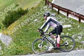 Photo #2192456 | 25-06-2022 14:11 | Passo Dello Stelvio - Waterfall curve BICYCLES