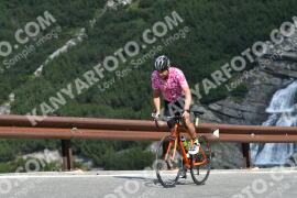 Photo #2359960 | 20-07-2022 10:07 | Passo Dello Stelvio - Waterfall curve BICYCLES