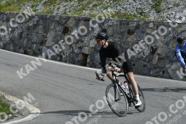 Photo #3253377 | 27-06-2023 10:47 | Passo Dello Stelvio - Waterfall curve BICYCLES