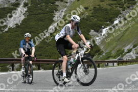 Photo #3253870 | 27-06-2023 11:09 | Passo Dello Stelvio - Waterfall curve BICYCLES